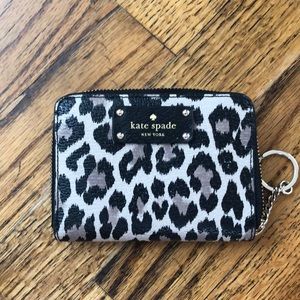 Small Kate Spade wallet